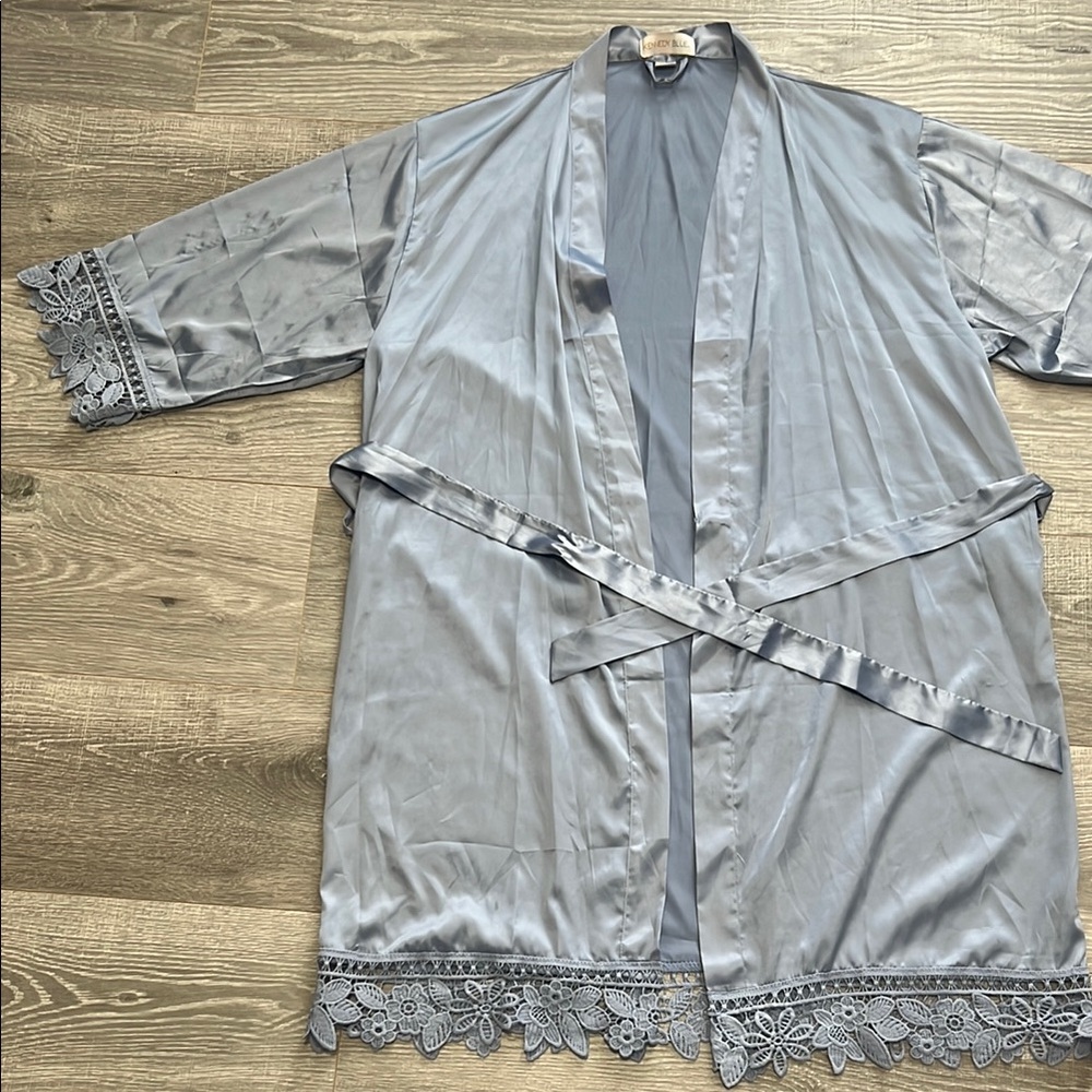 Elegant Baby Blue Lace Trim Kimono Robe